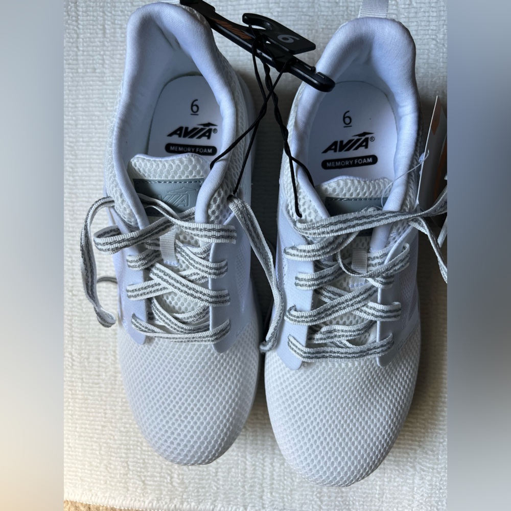 White memory foam tennis shoes